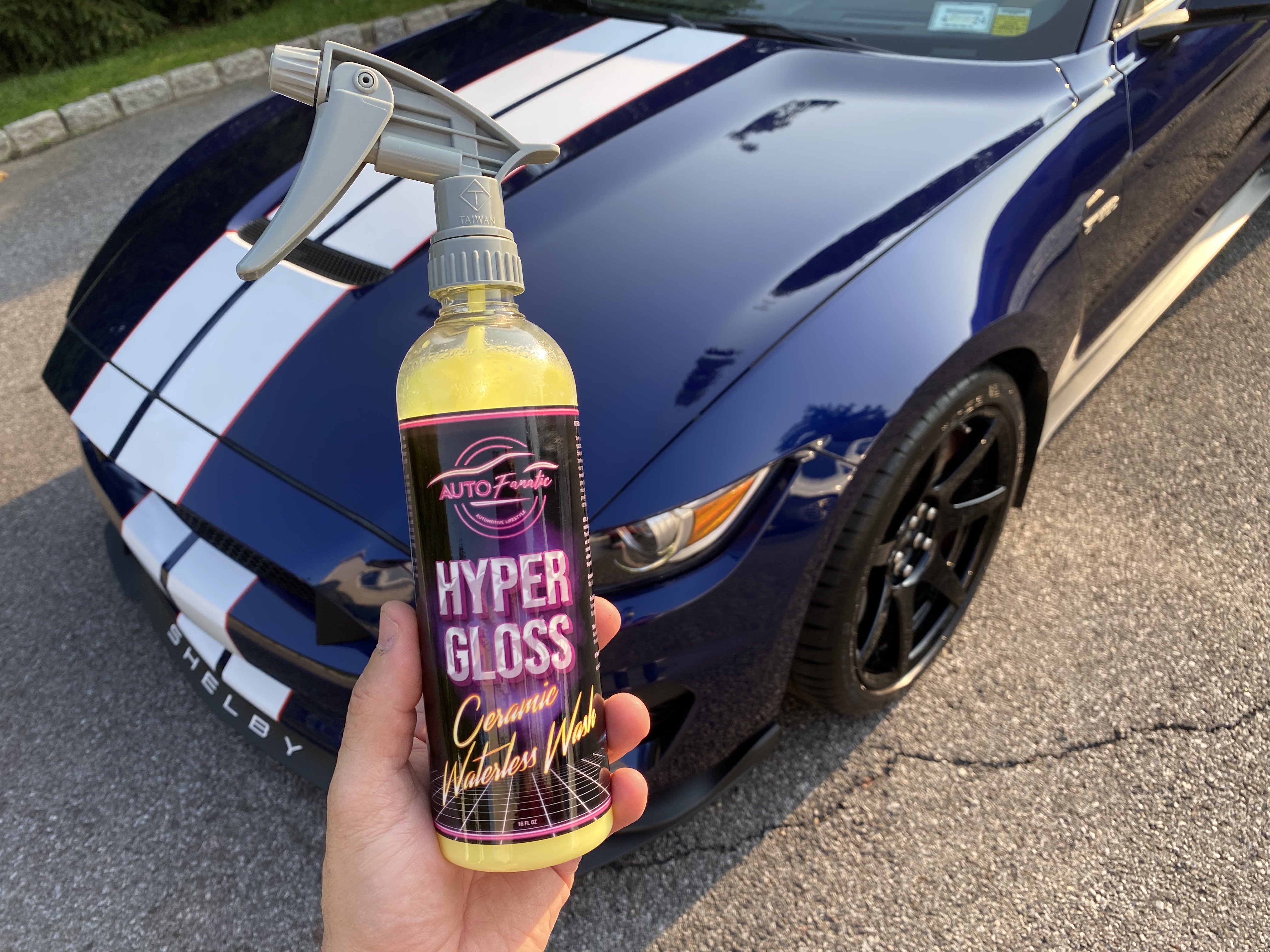 Hyper One Automotive Solutions Hyper One Waterless Car Wash and Wax Spray 16 fl oz High Glossy Spray Wax for Car Interior and Exterior Detailing Quick